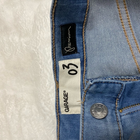 Shorts - Picture 4 of 4